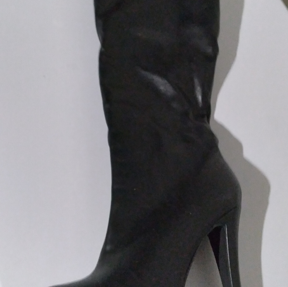 Platform heel boot